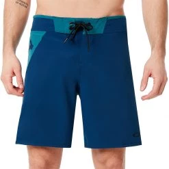 Hot Sale π₯ Oakley Floater Angle Block 18in Board Short Men's π